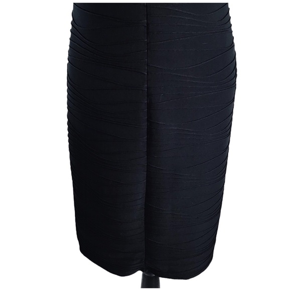 TRIBAL - Short sleeve Body-Con Dress - M - Picture 6 of 16